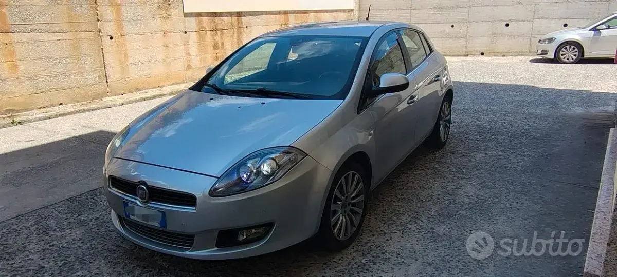 Usata Fiat Bravo 120 CV (88 kW) 2010 Grigio Utilitaria
