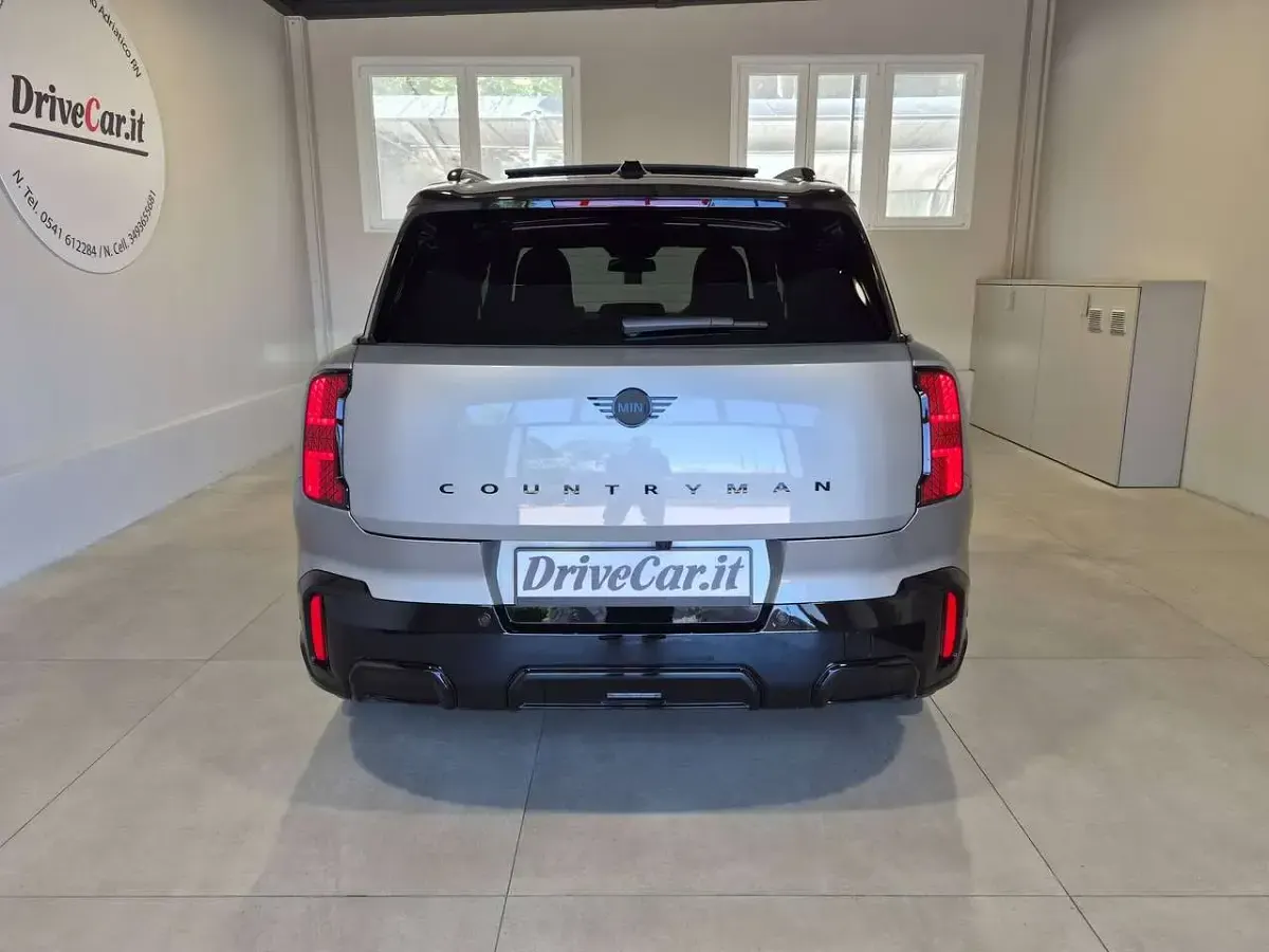 Usata Mini John Cooper Works Countryman 170 CV (125 kW) 2025 Grigio melting silver met. SUV