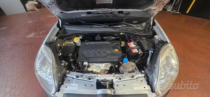 Occasion Fiat Doblò Active 90 ch (66 kW) 2013 Gris Monospace
