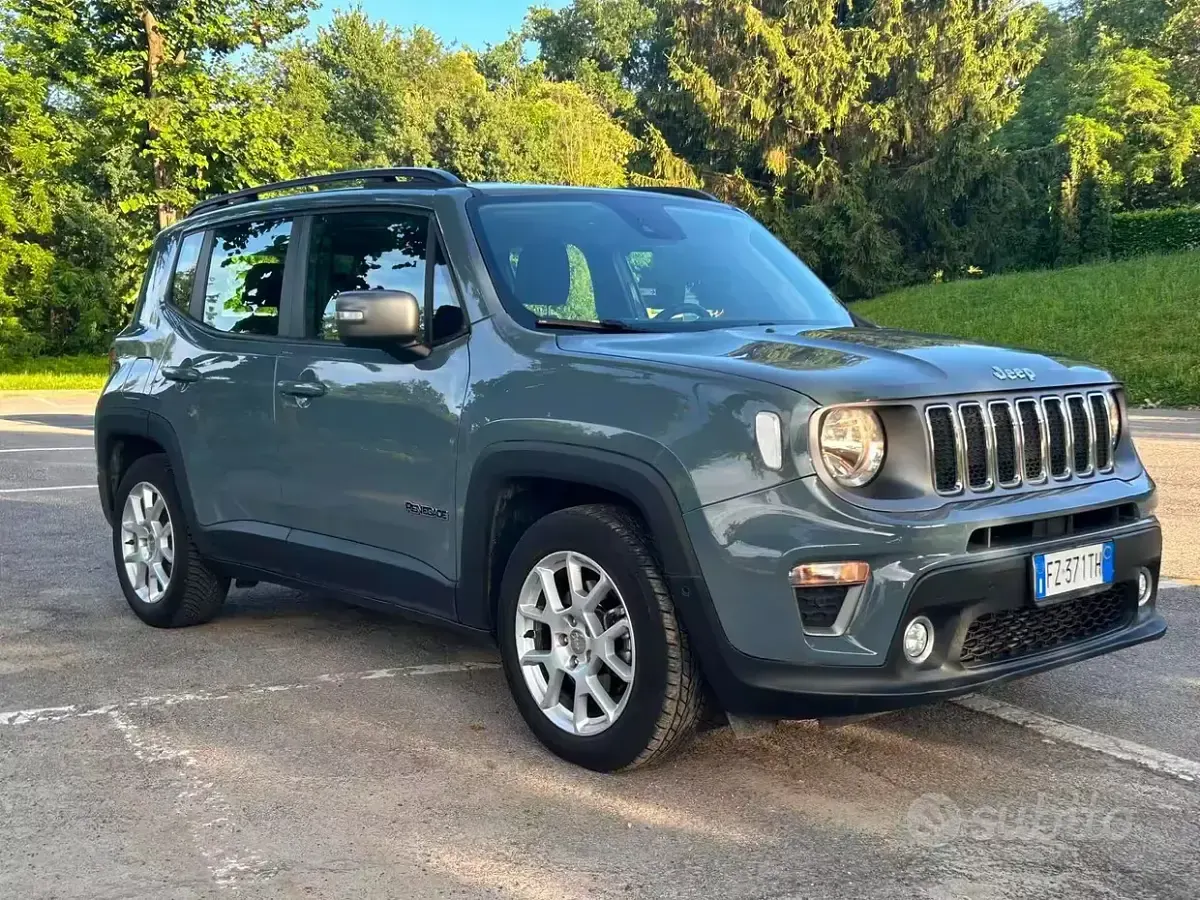 Usata Jeep Renegade Limited 120 CV (88 kW) 2020 Bluazzurro SUV