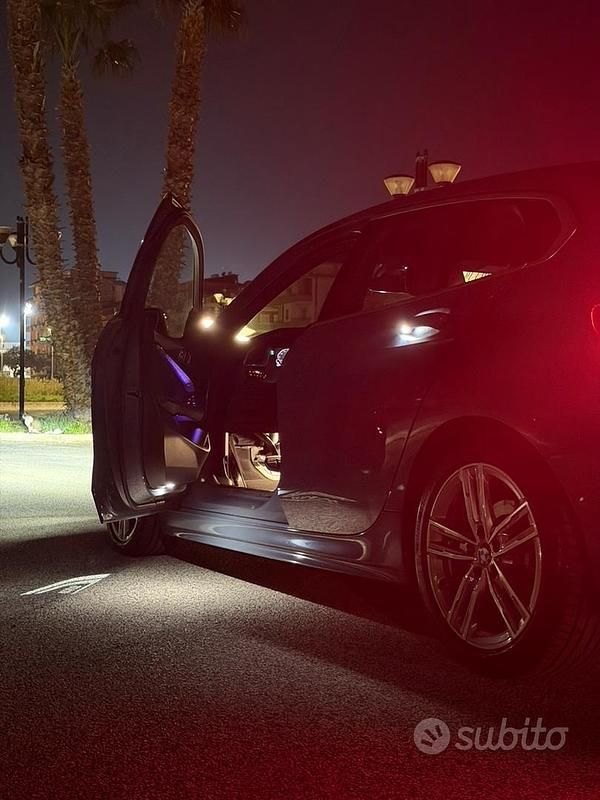 Usata BMW 116 M Sport 116 CV (85 kW) 2020 Grigio Utilitaria