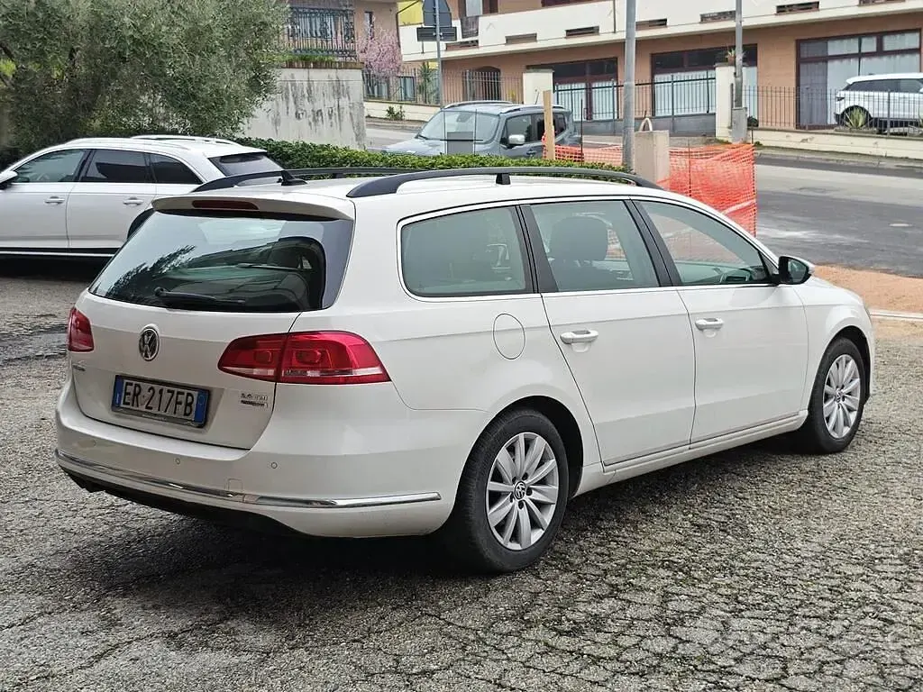 Occasion VW Passat Comfortline 140 PK (102 kW) 2013 Wit Stationwagen