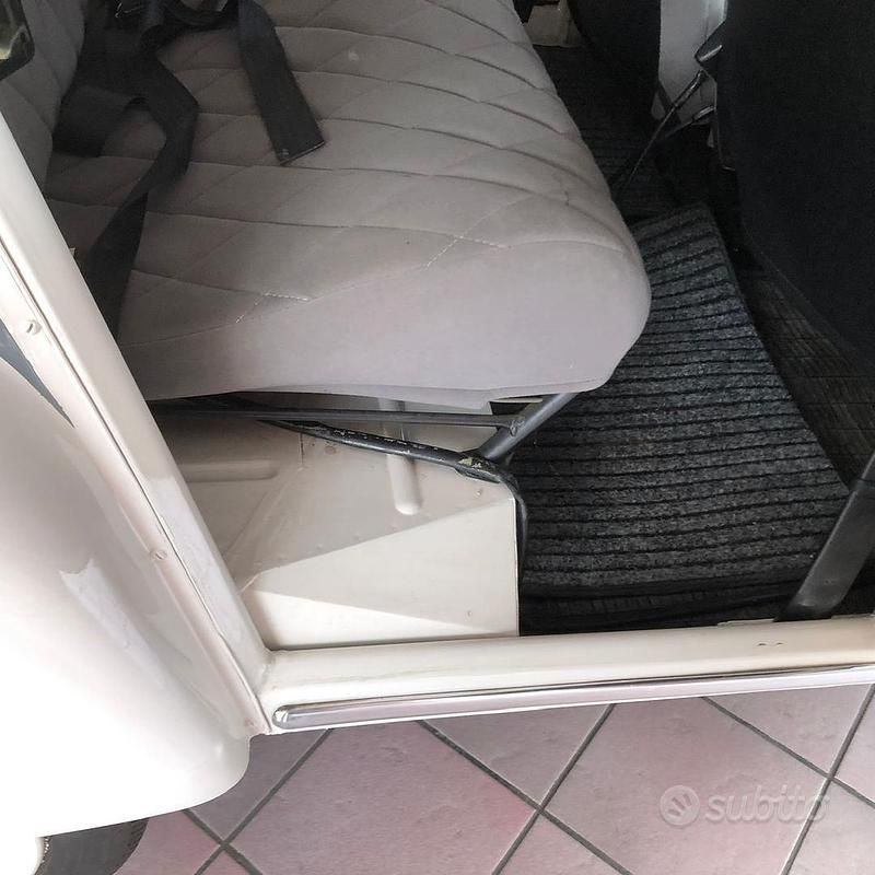 Usata Citroën 2CV 29 CV (21 kW) 1986 Berlina