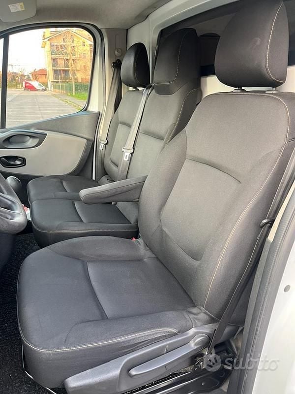 Usata Renault Trafic 125 CV (91 kW) 2016 Bianco Monovolume