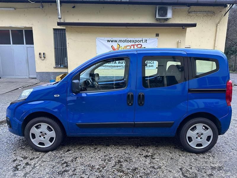 Usata Fiat Qubo Lounge 77 CV (56 kW) 2017 Blu Monovolume