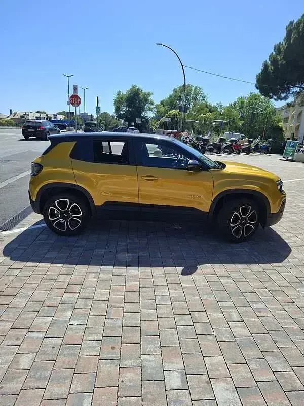 Usata Jeep Avenger Summit 101 CV (74 kW) 2023 SUV