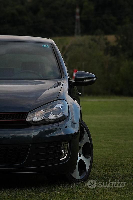 Usata VW Golf VI GTI 2010 Blu Utilitaria