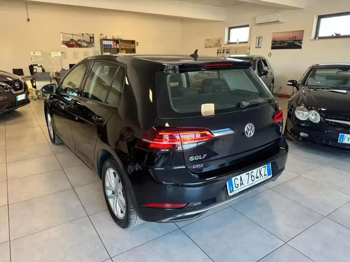Usata VW Golf VIII Business 115 CV (84 kW) 2020 Nero Berlina