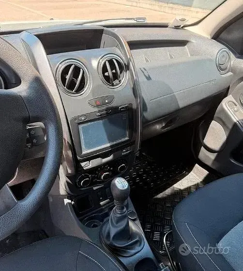 Usata Dacia Duster 125 CV (91 kW) 2014 Bianco SUV