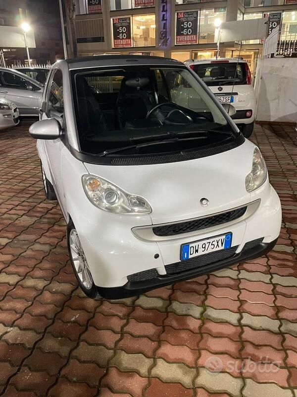 Usata Smart ForTwo Coupé 61 CV (44 kW) 2010 Cabrio