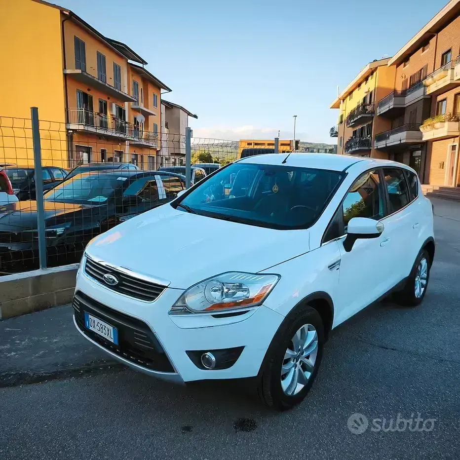 Usata Ford Kuga 136 CV (100 kW) 2009 Bianco SUV