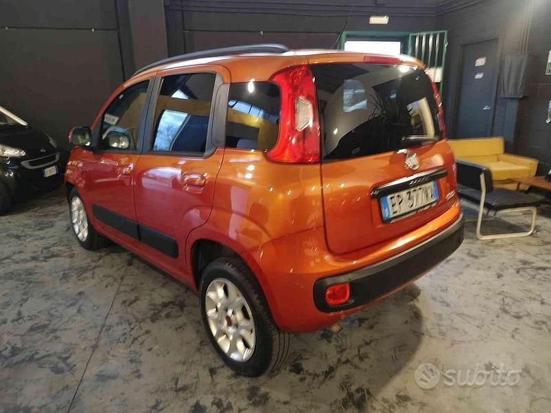 Usata Fiat Panda Lounge 84 CV (61 kW) 2013 Rosso Berlina