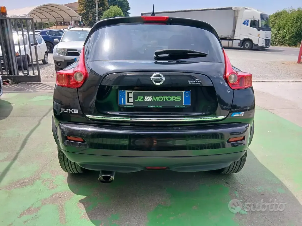 Usata Nissan Juke 110 CV (80 kW) 2012 Nero SUV