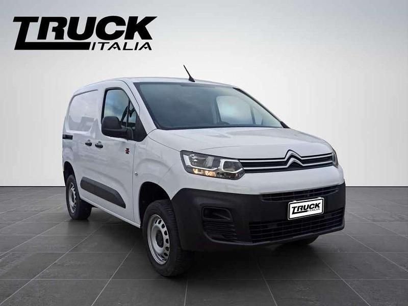 Usata Citroën Berlingo 102 CV (75 kW) 2024 Bianco Monovolume