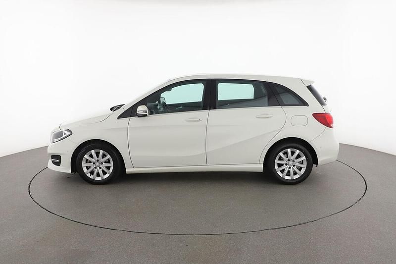 Usata Mercedes B180 110 CV (80 kW) 2016 Bianco Monovolume