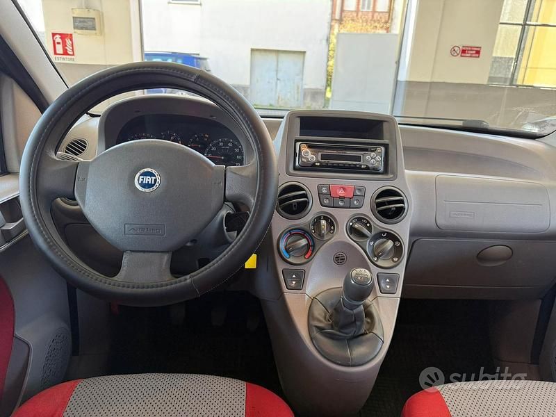 Usata Fiat Panda 4x4 Climbing 60 CV (44 kW) 2005 Blu/azzurro Utilitaria