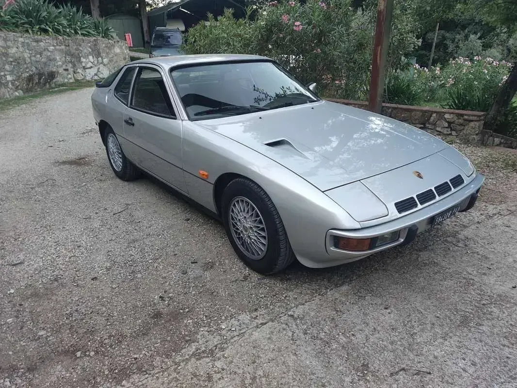 Usata Porsche 924 Turbo 170 CV (125 kW) 1980 Argento Coupé