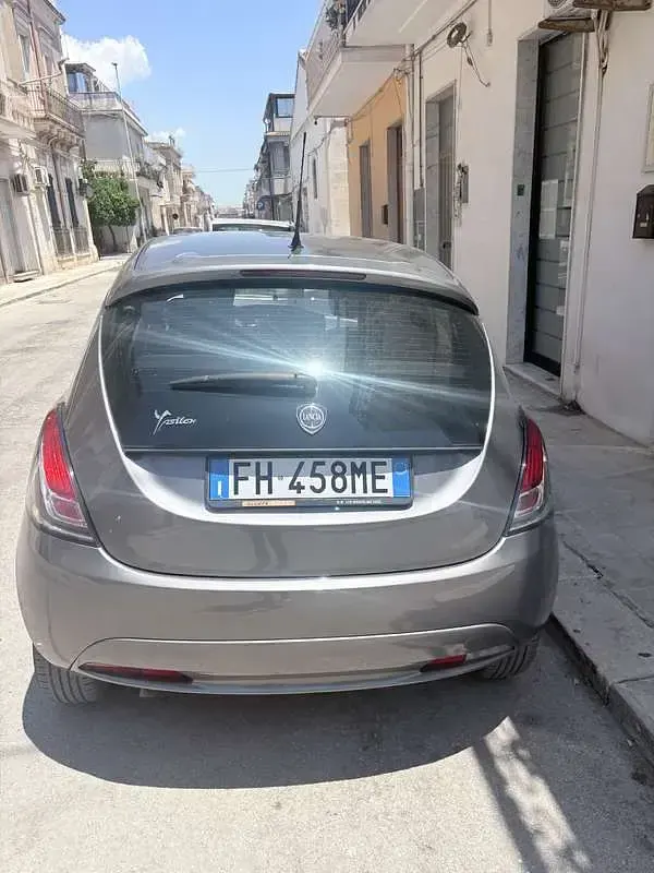 Usata Lancia Ypsilon S 95 CV (69 kW) 2017 Utilitaria