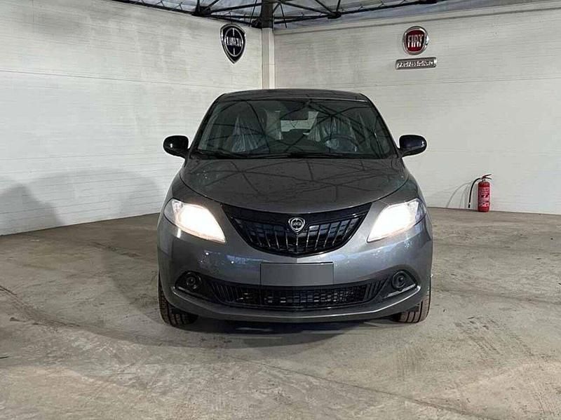 Usata Lancia Ypsilon S 70 CV (51 kW) 2024 Grigio Utilitaria