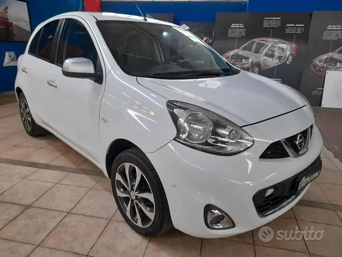 Usata Nissan Micra Tekna 80 CV (58 kW) 2015 Bianco Utilitaria
