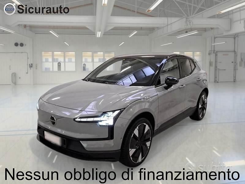 Usata Volvo EX30 Ultra 147 kW (200 CV) 2024 Grigio SUV