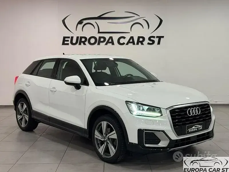 Usata Audi Q2 Admired 150 CV (110 kW) 2018 Bianco SUV