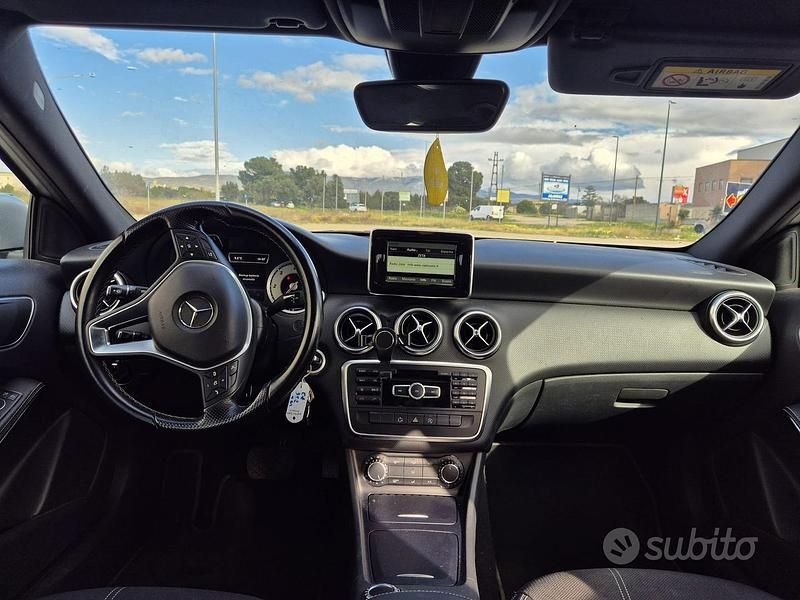 Usata Mercedes A180 2015 Grigio Berlina