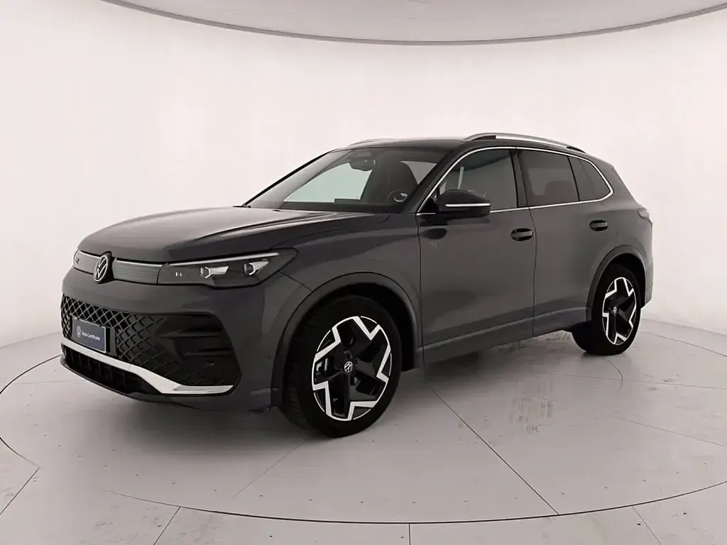 Usata VW Tiguan R-line 150 CV (110 kW) 2024 SUV