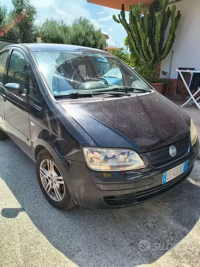 Usata Fiat Idea 69 CV (50 kW) 2007 Nero Monovolume