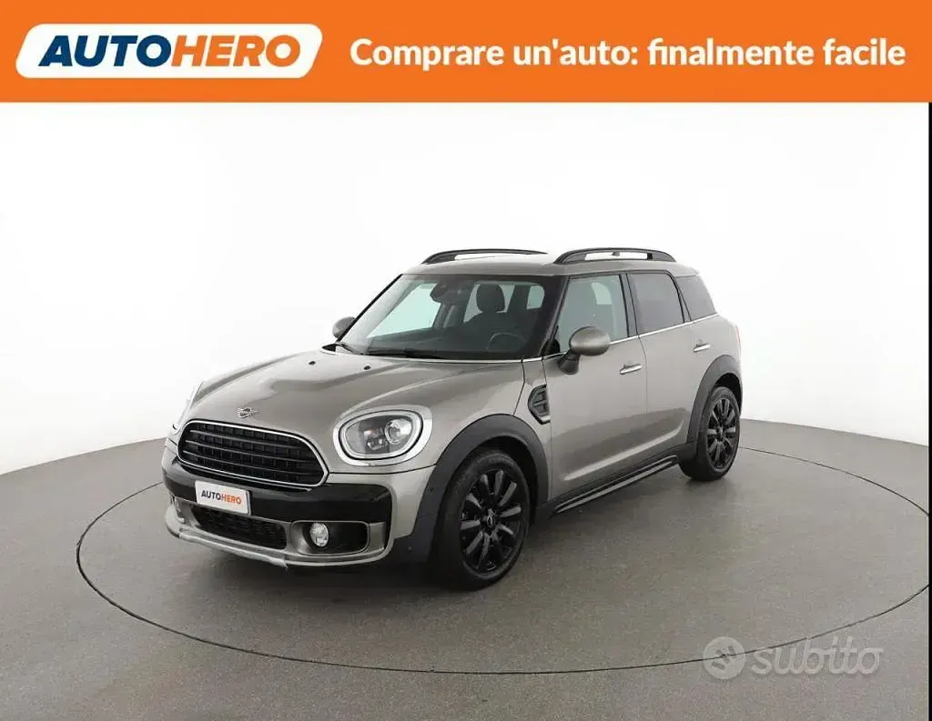 Usata Mini Countryman 102 CV (75 kW) 2019 Grigio SUV