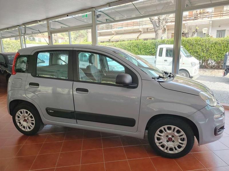 Usata Fiat Panda Easy 69 CV (50 kW) 2019 Grigio Utilitaria