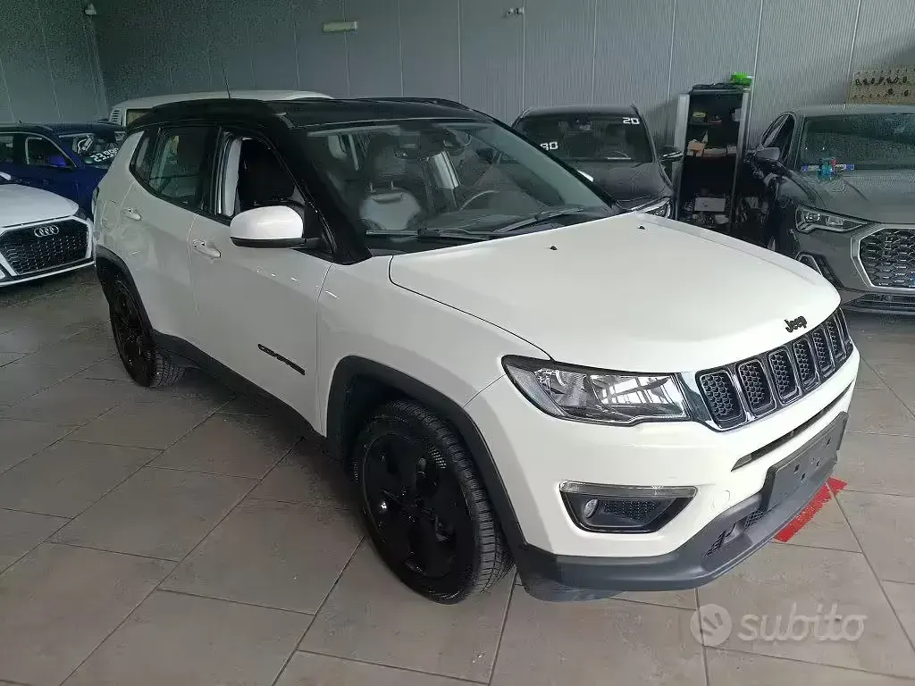 Usata Jeep Compass Night Eagle 120 CV (88 kW) 2018 Bianco SUV