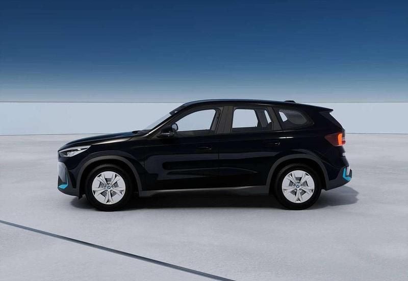 Usata BMW iX1 Comfort Edition 230 kW (313 CV) 2023 Nero SUV