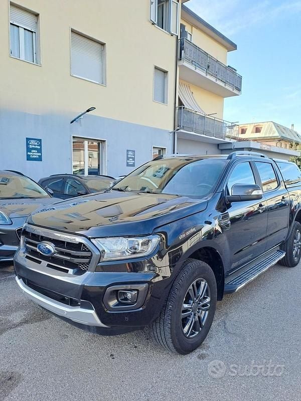 Usata Ford Ranger 213 CV (156 kW) 2021 Nero Pick-up
