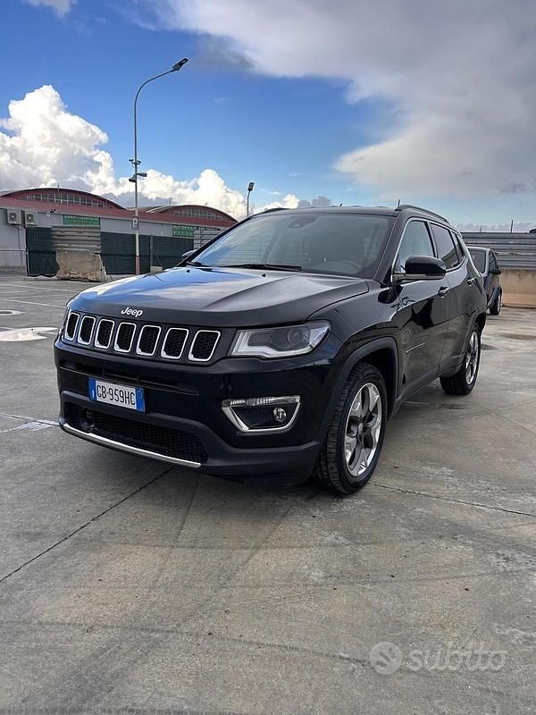 Usata Jeep Compass Limited 120 CV (88 kW) 2020 Nero SUV