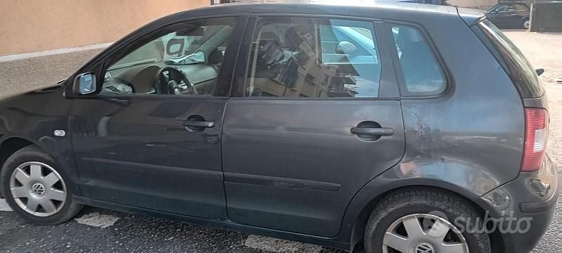 Usata VW Polo 2002 Grigio Berlina