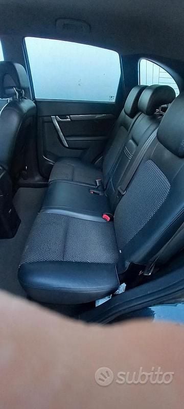 Usata Chevrolet Captiva 127 CV (93 kW) 2009 Nero SUV