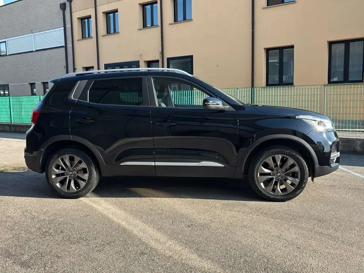 Usata DR DR 4.0 113 CV (83 kW) 2022 Nero SUV