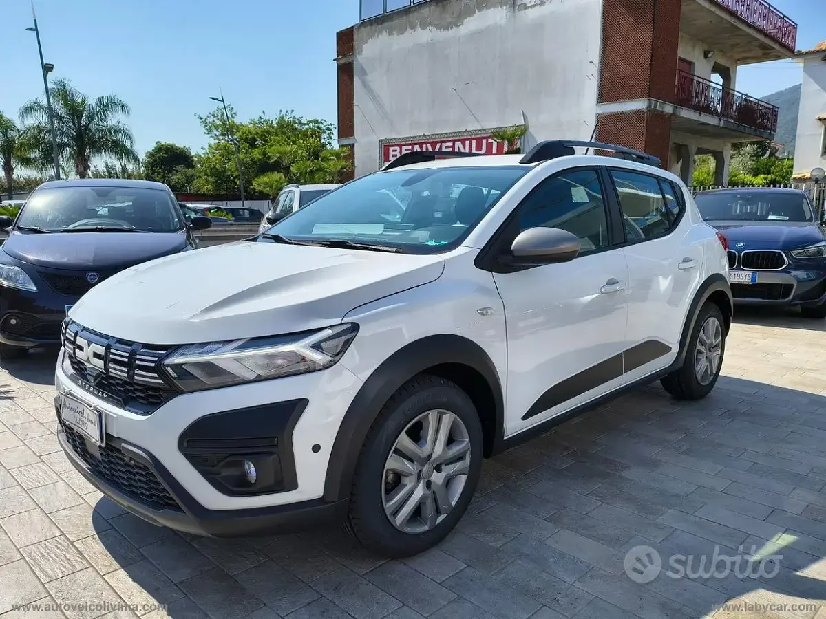Usata Dacia Sandero Expression 101 CV (74 kW) 2023 Bianco Berlina