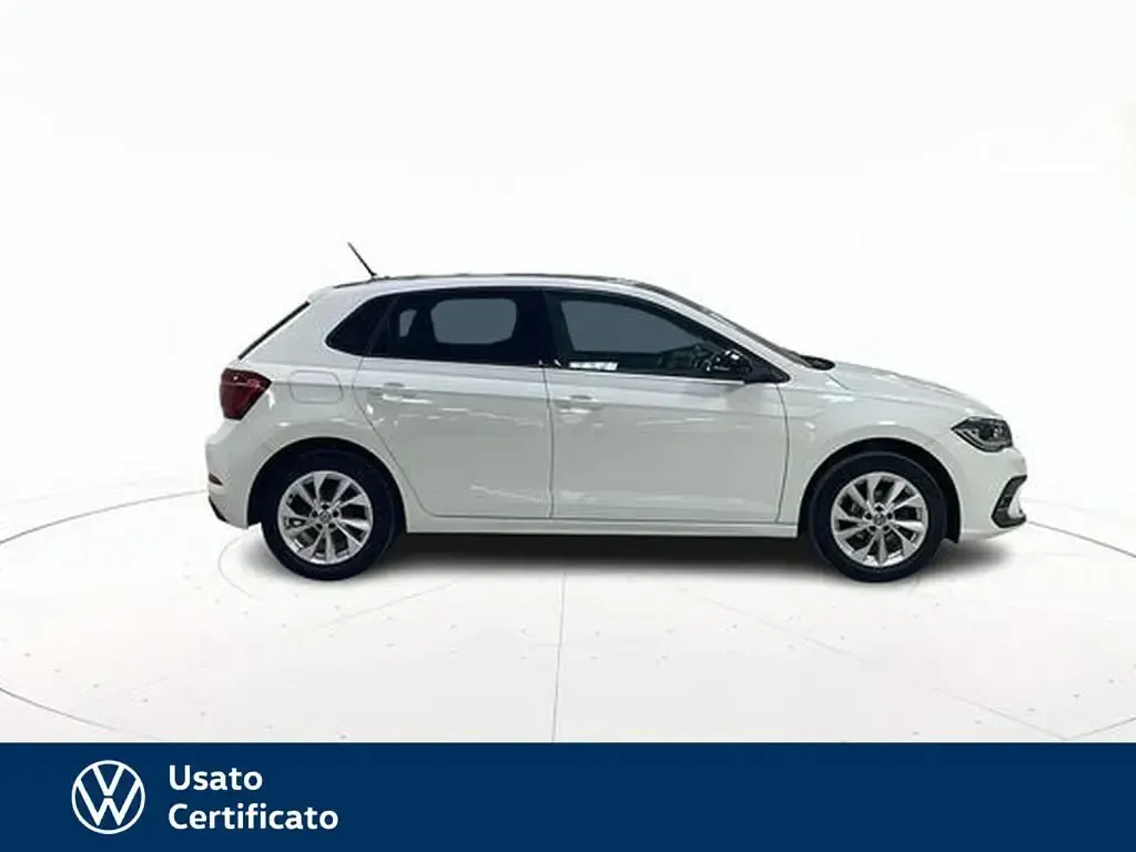 Usata VW Polo Style 95 CV (69 kW) 2022 Bianco / pastello Utilitaria