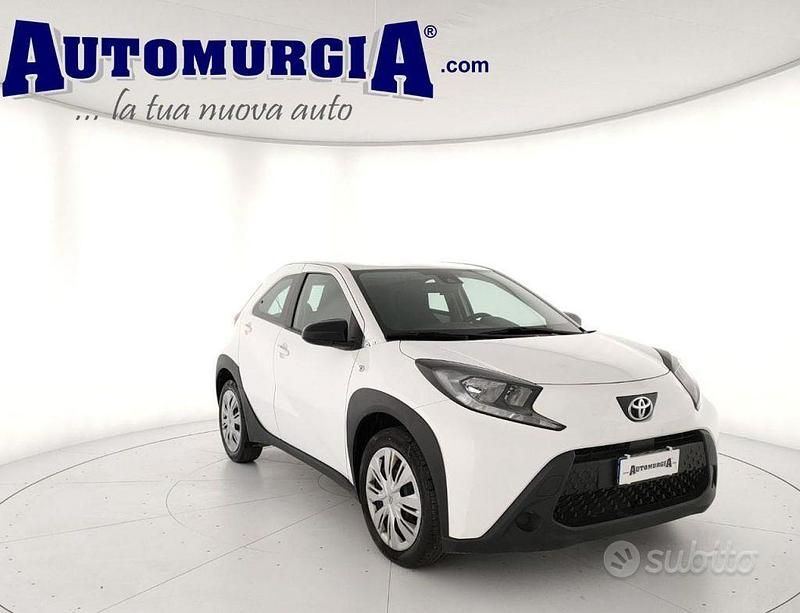 Usata Toyota Aygo X Active 72 CV (52 kW) 2023 Bianco SUV