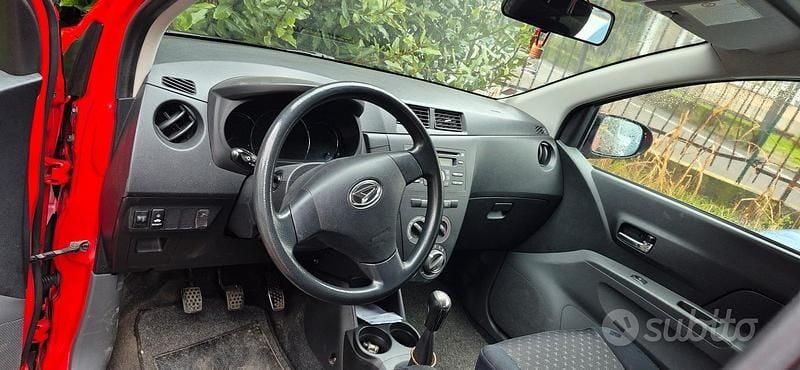 Usata Daihatsu Cuore HIRO 69 CV (50 kW) 2008 Rosso Utilitaria