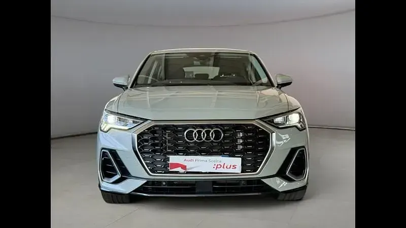 Usata Audi Q3 Sportback S-Line 245 CV (180 kW) 2024 Argento SUV