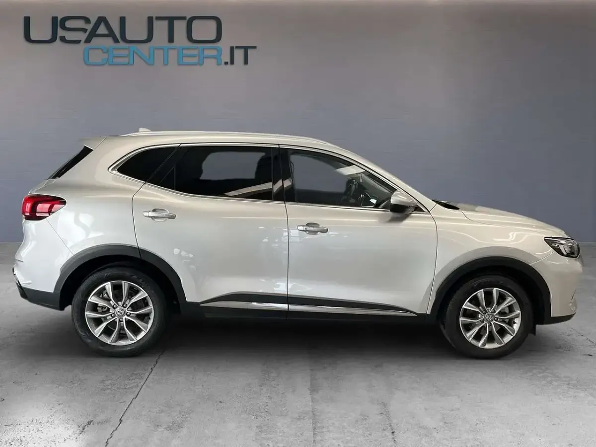 Usata MG HS Comfort 162 CV (119 kW) 2024 Grigio SUV