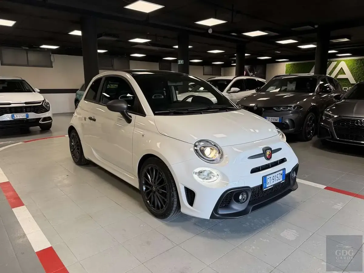 Usata Abarth 595C Turismo 165 CV (121 kW) 2024 Bianco Cabrio