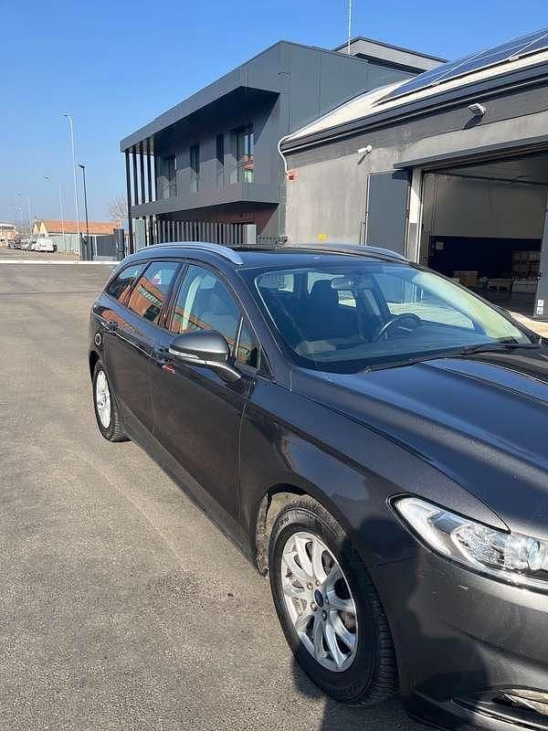 Usata Ford Mondeo Business Edition 150 CV (110 kW) 2018 Grigio Station wagon
