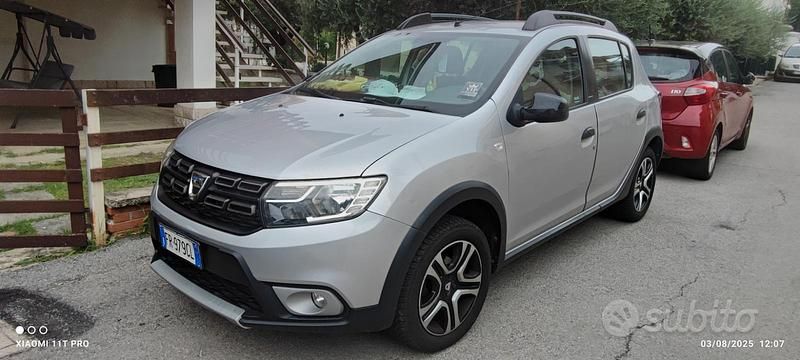 Usata Dacia Sandero 75 CV (55 kW) 2018 Grigio Utilitaria