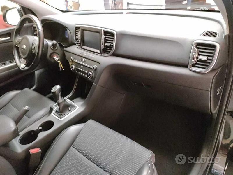 Usata Kia Sportage 141 CV (103 kW) 2017 Nero SUV