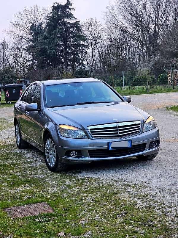 Usata Mercedes C220 Avantgarde 170 CV (125 kW) 2010 Berlina