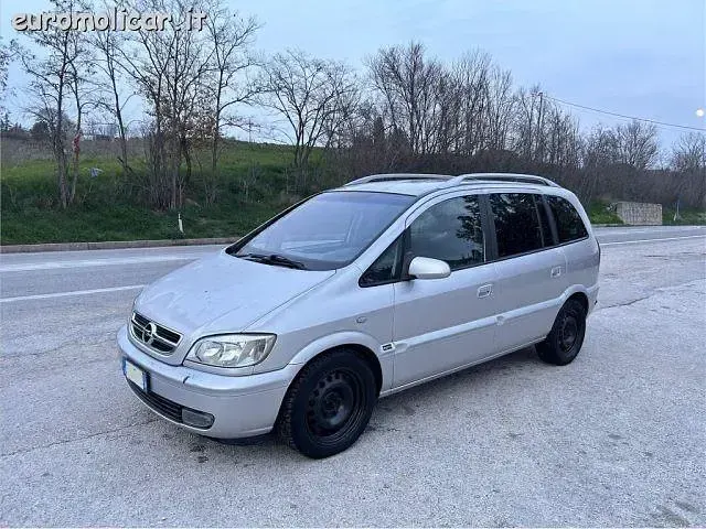 Usata Opel Zafira Elegance 125 CV (91 kW) 2004 Monovolume